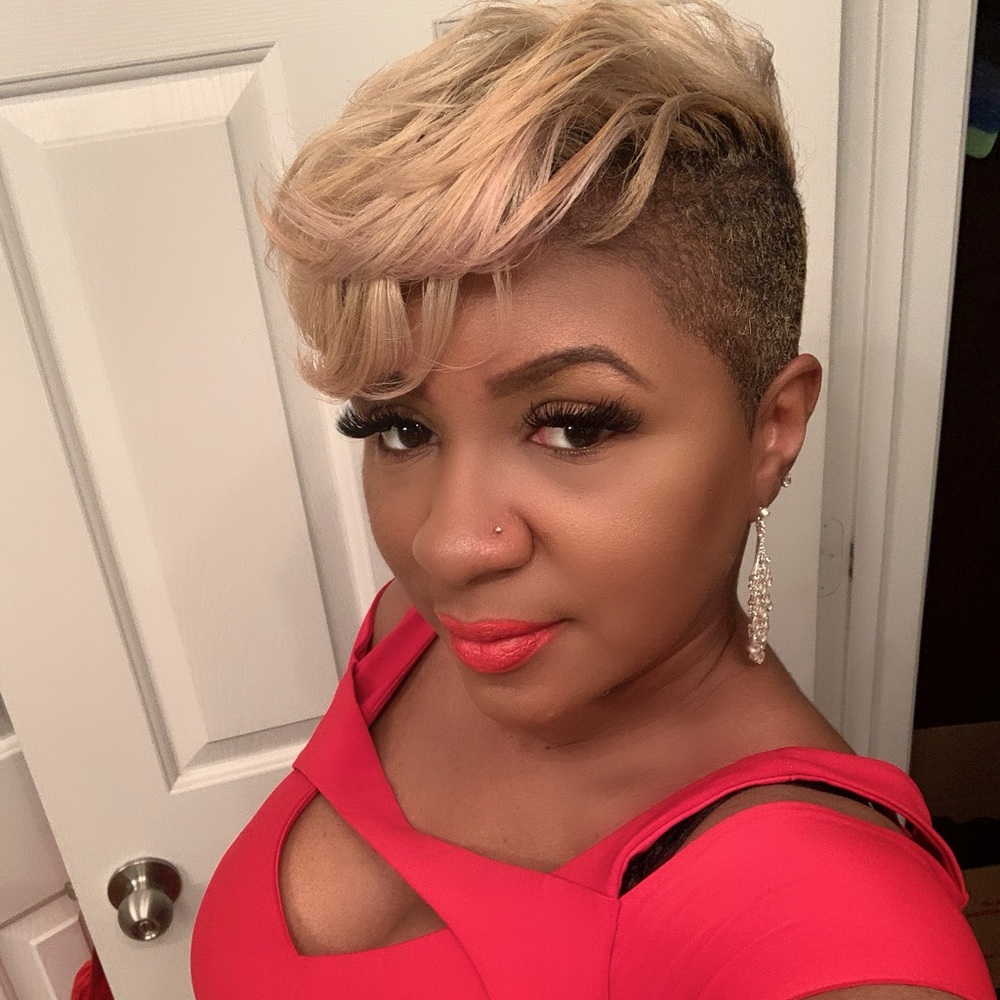 Meet your Posher, Lakiesha